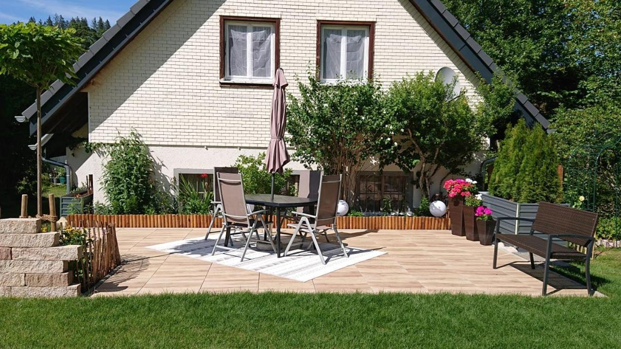 Ferienwohnung Schwarzwaldhof ทิทิเซ-นอยชตัดท์ ภายนอก รูปภาพ